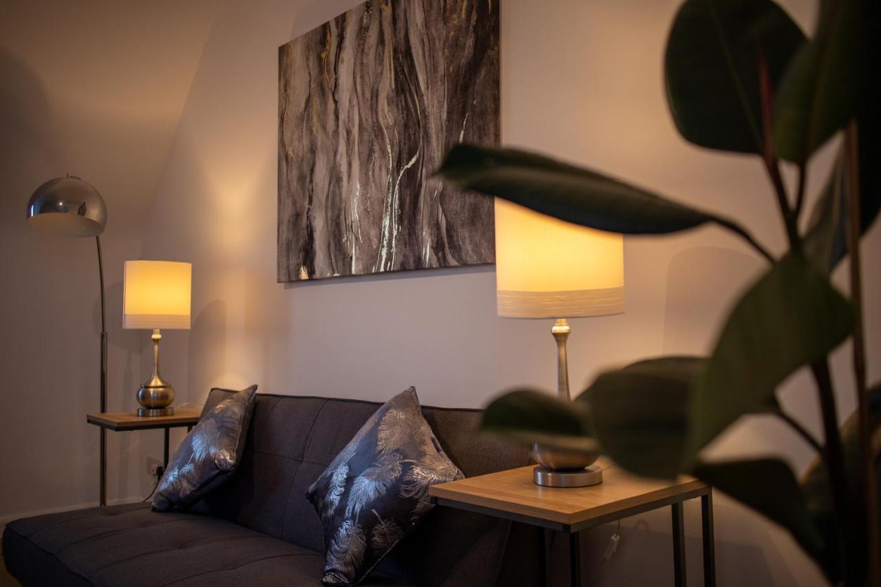 Historic, City Centre Apartment アバディーン エクステリア 写真